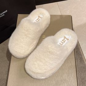 Winter Fur Slippers Woman Mules 2022 New Trend Warm Fluffy Home Slippers Winter For Women Comfortable Indoor House Shoes Ladies (Color: Beige)